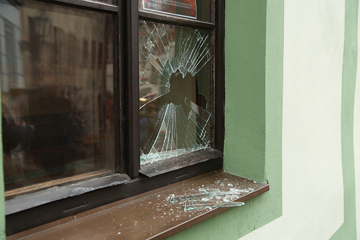 A2B Glass are able to board up broken windows while they are being repaired in De Beauvoir Town.